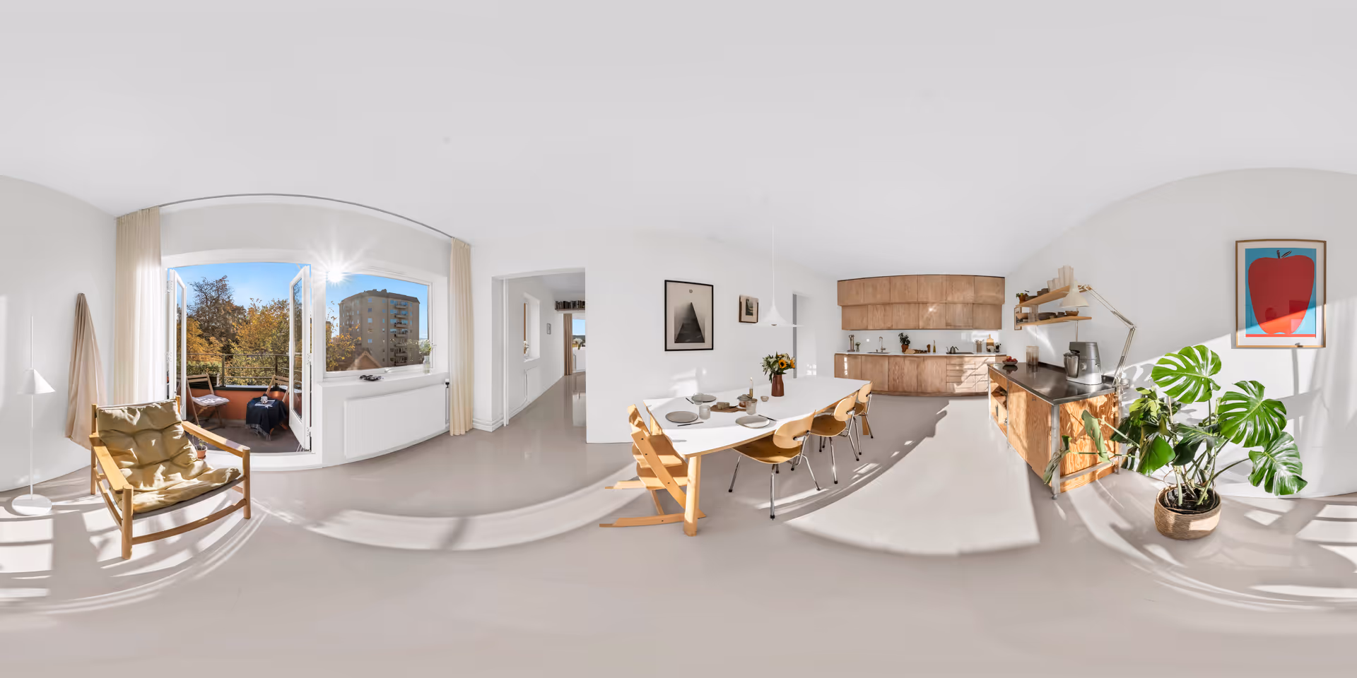 Showcasing property surroundings